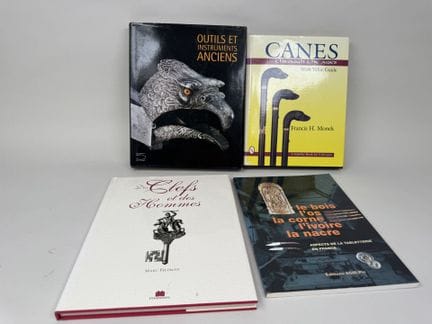Set of 4 books:
- "Keys and Men" - Marc FELDMAN.
-