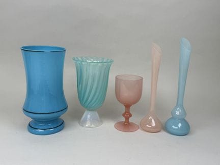 5 pieces made of colored opaline glass, including 