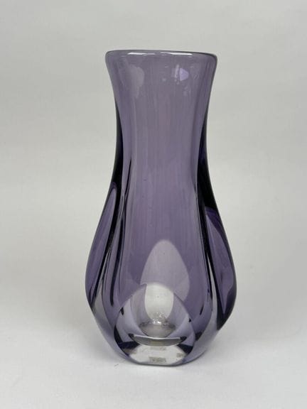 Cristal de France.
Molded, pressed, and colored cr