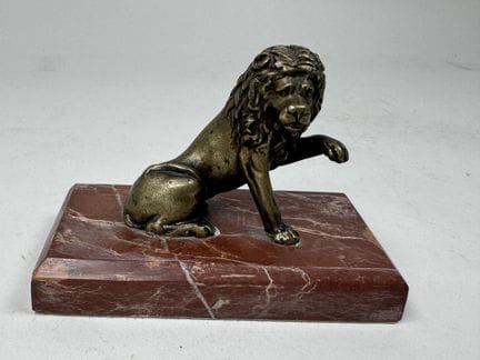 19th-Century School.
The Lion Raising Its Paw.
Sma