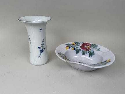 ARRAS Porcelain.
Cabaret Editions.
White and blue 