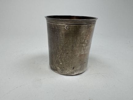 Timbale aus 950/1000er Silber, mit „Au Vieillard“-