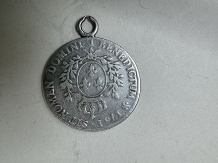 Silbermünze „Écu“ von Ludwig XV., 1761.
Gewicht: 2