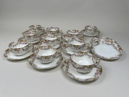 HAVILAND &amp; Co. in Limoges.
Set bestehend aus 1
