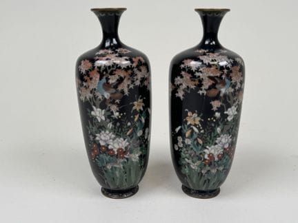 JAPAN, early 20th century.
Pair of small cloisonné