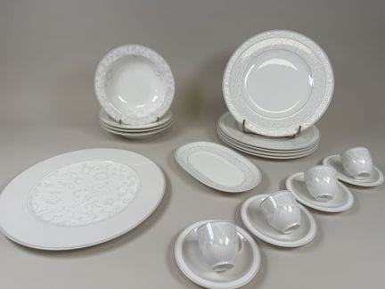 VILLEROY ET BOCH.
Modell GRAY PEARL.
Teil eines Ge