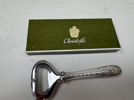 CHRISTOFLE.
VILLEROY model.
Silver plated bottle o