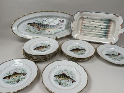 S.F.P. (Société Française des Porcelaines).
Teil e