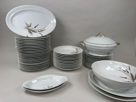 CHASTAGNER &amp; Cie. in Limoges.
Set of polychrom