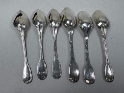 6 cucharillas de plata, con diversos punzones, ent