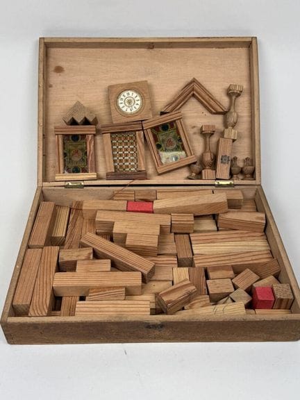 Architettura francese.
Set di costruzione in legno