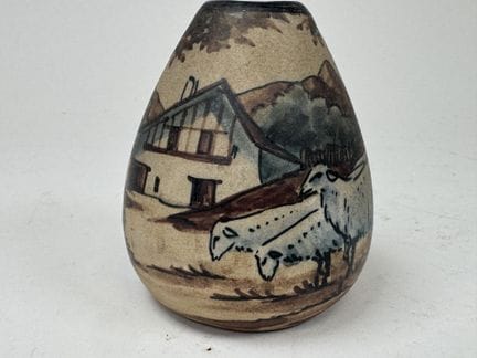 HOREAU à CIBOURE. 
Vase soliflore en céramique déc