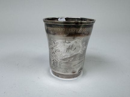 Copa de plata 950/1000, con el sello de Minerva, d