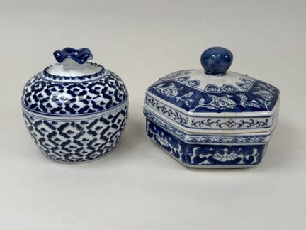 ASIA, 20th century.
Two lidded blue-and-white porc