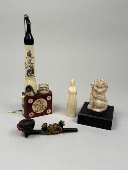 Set of display items including:
- ASIA, 20th centu