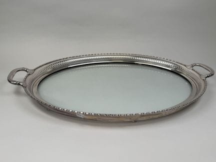GALLIA Silverware.
Large oval-shaped tray with two