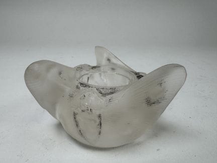 René LALIQUE (1860-1945)
«TRES MARIPOSAS».
Tintero