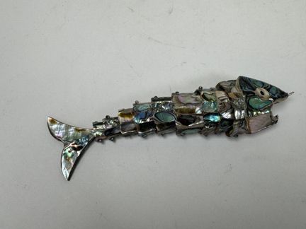 Gelenkiger Fisch als Flaschenöffner aus Abalone-Sc