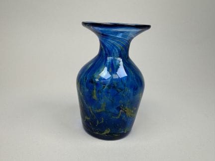 PHOENICIAN GLASS MALTA.
Glasvase.
H. 14 cm