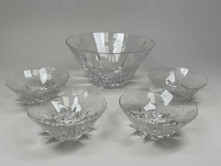 Servierset aus Glas mit Weinrebenverzierung für Ob