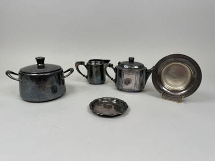 CHRISTOFLE.
Set aus versilbertem Metall, bestehend