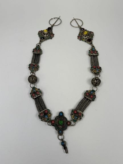 AIT OUAOUZGUIT, 20. Jahrhundert.
Berber-Schmuckset