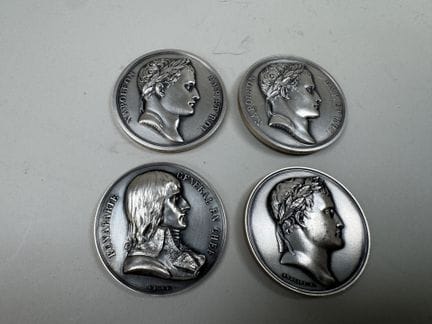F. ANDRIEU
A. BOVY
usw.
Napoleon Bonaparte.
4 Silb