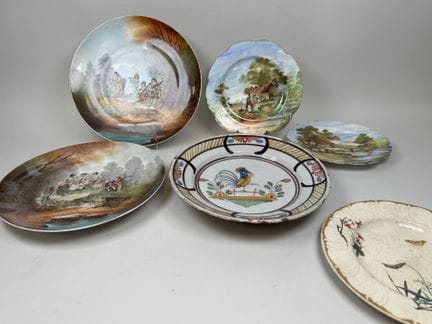 Set bestehend aus:
- HAVILAND in Limoges.
Zwei Tel