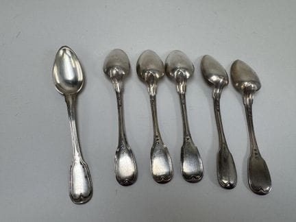 Set aus 6 kleinen Löffeln aus 950/1000er Silber, „