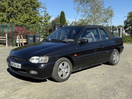 FORD Escort XR3i Cabriolet
17/08/1995

Type : ALLT