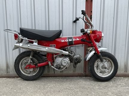 HONDA Dax 70
11/09/1981

Type : ST70
N° de série :