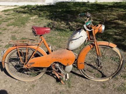 Cyclomoteur AQUILA
07/03/1956

Type : Aquilette
N°