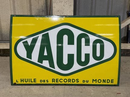 YACCO.
Plaque publicitaire rectangulaire en tôle é