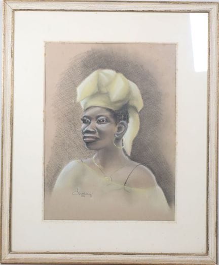École du XXe.
Femme.
Pastel signée en bas à gauche