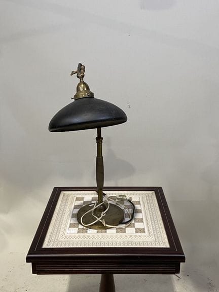 LAMPADA MINISTERO.
Lampe de bureau industrielle en