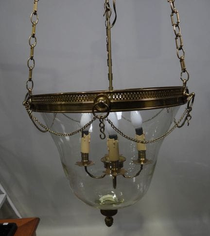 Paire de lanternes en verre et laiton, à quatre br