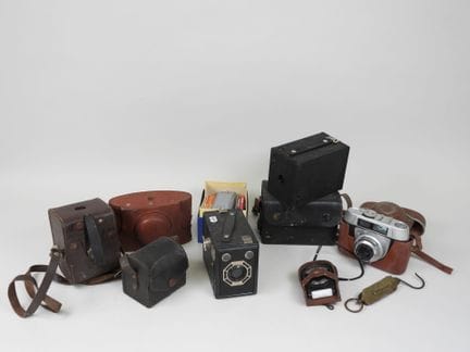 KODAK, BOYER, GAP, OGA, ecc... 
Otto macchine foto