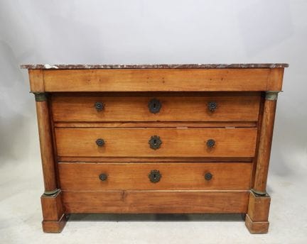 Comò rettangolare in legno e impiallacciatura di n
