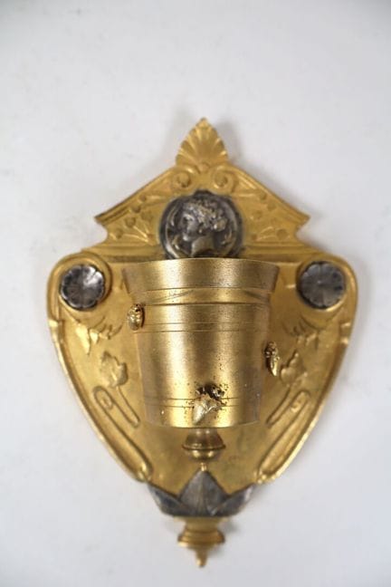 Portafiammiferi in bronzo dorato, decorato con un 