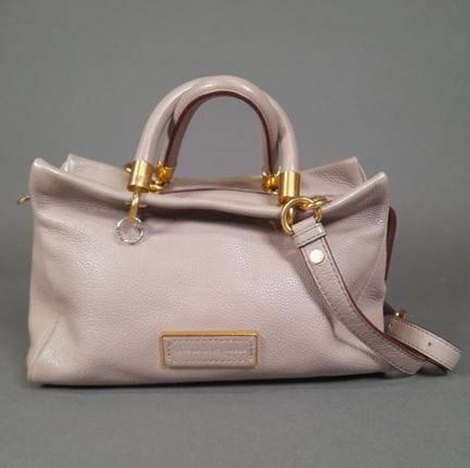 MARC BY MARC JACOBS.
Sac à main à deux poignées et