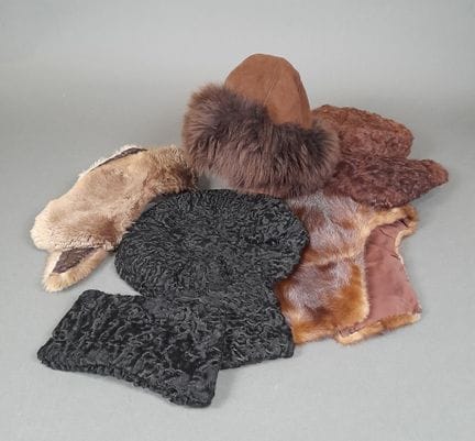 Conjunto de prendas de piel de visón, astracán u o