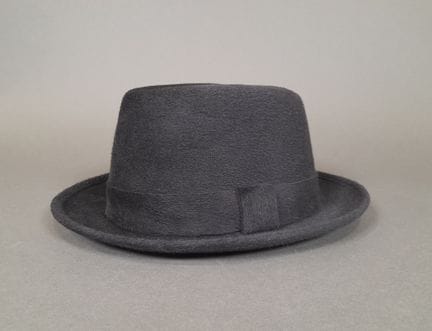 BERTEIL, PARIS DEAUVILLE.
Chapeau type Borsalino e