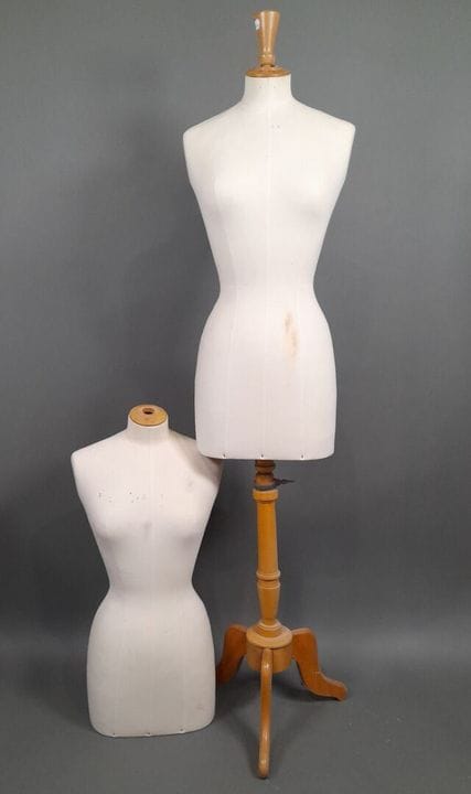 STOCKMAN, PARIS.
Lot de deux mannequins de couture