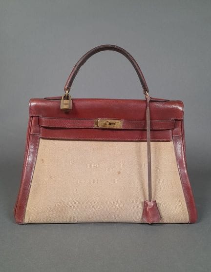 HERMES, PARÍS.
Modelo: Kelly 32.
Bolso de un solo 