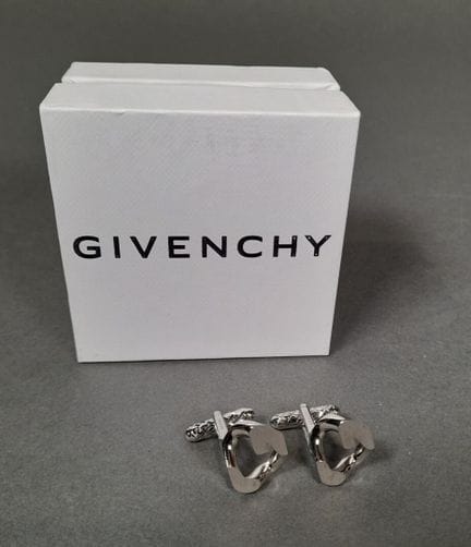 GIVENCHY, PARIS.
Pair of silver plated cufflinks f