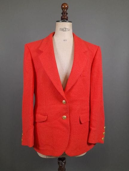 BURBERRYS OF LONDON.
Lot comprenant : 
- Une robe 