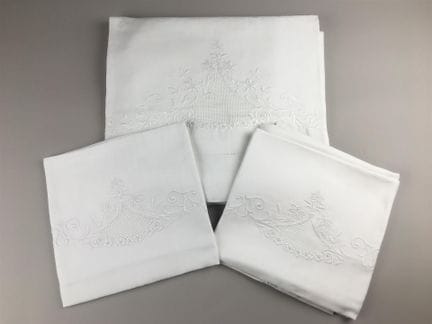 Parure de lit en coton mélangé blanc à décor de fl