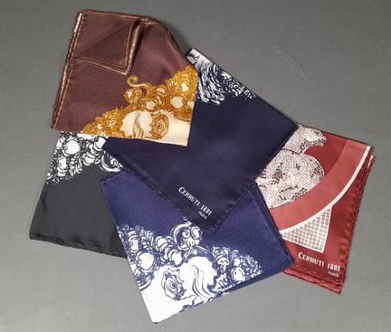 CERRUTI 1881.
Lote de cinco bolsos tipo «gavroche»