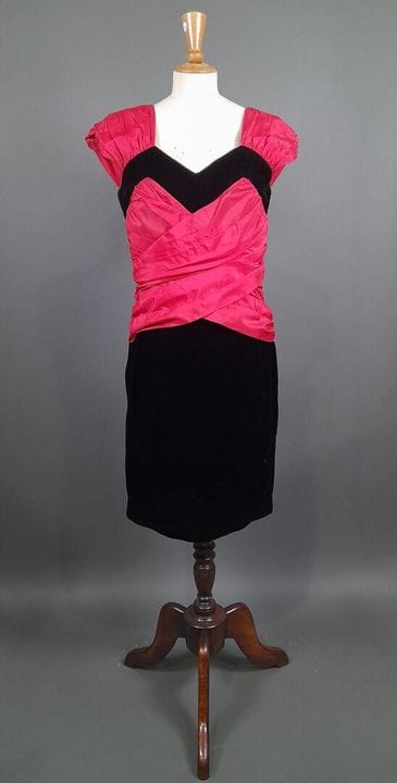 CHRISTIAN DIOR COORDONEES, PARIS.
Robe de cocktail