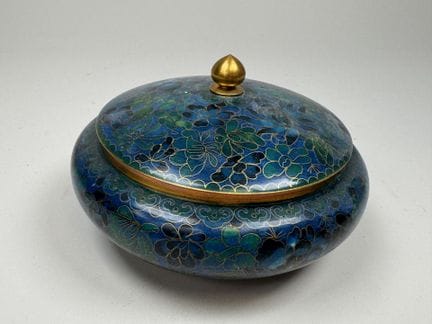 Circular bronze candy dish with cloisonné work, fe